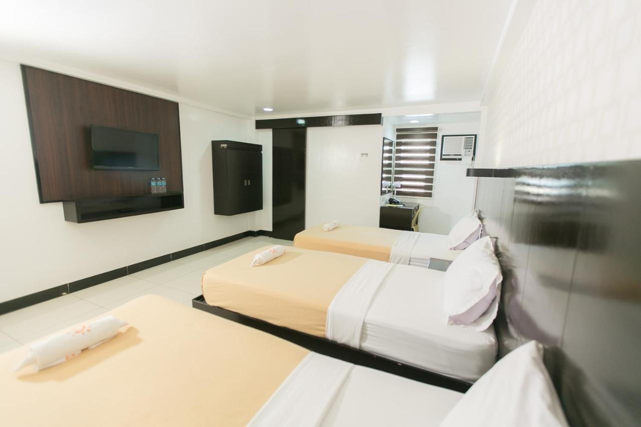 Sun Garden Hotel Tarlac מראה חיצוני תמונה