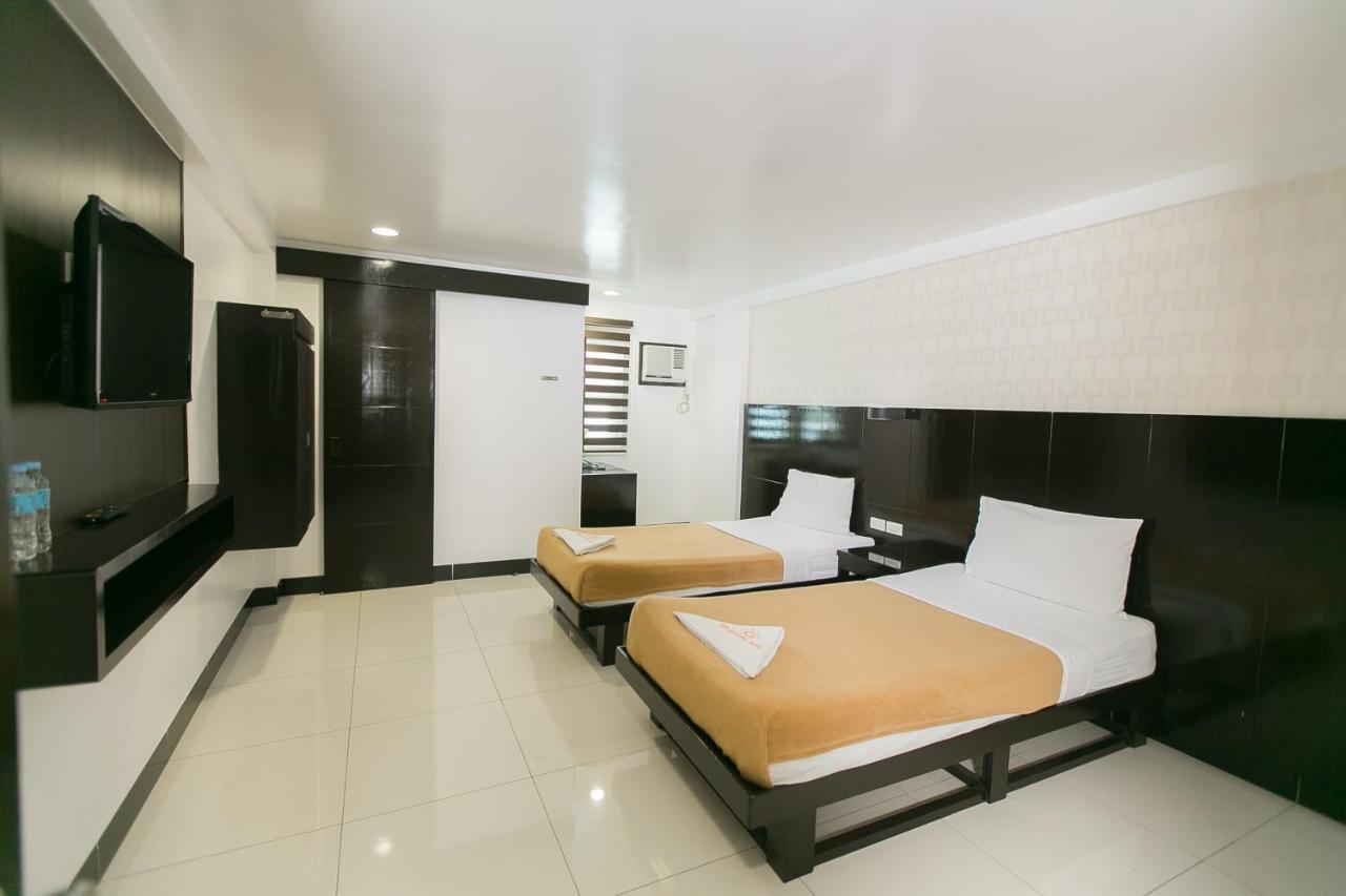 Sun Garden Hotel Tarlac מראה חיצוני תמונה